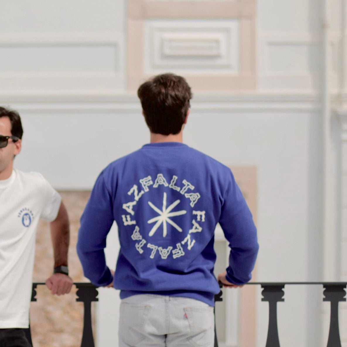 Sweatshirt Faz Falta x Trouxa Mocha - PROJECTO TROUXA MOCHA