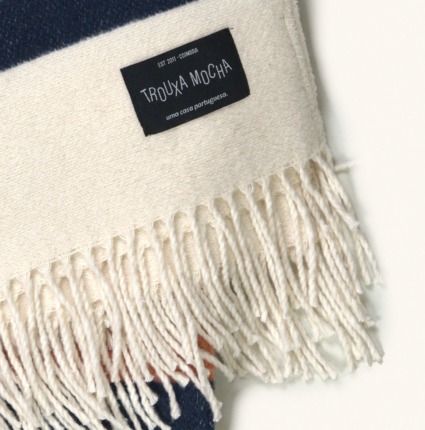 Cotton Blanket Scarf – Versatile Everyday Piece - PROJECTO TROUXA MOCHA