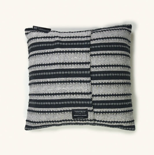 Textured Pillow Cases - PROJECTO TROUXA MOCHA